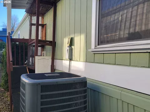 2980 NE Division St, Gresham, OR 97030 photo 23