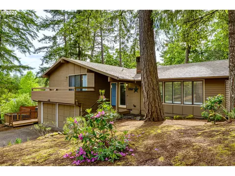 1177 Brookside Dr, Eugene, OR 97405