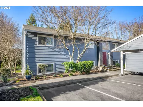 10980 SW Meadowbrook Dr #2, Tigard, OR 97224