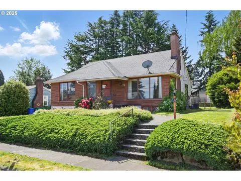 4514 NE Campaign St, Portland, OR 97218