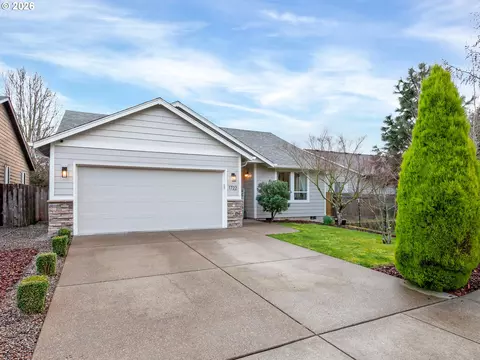 1722 Elk River St NW, Salem, OR 97304