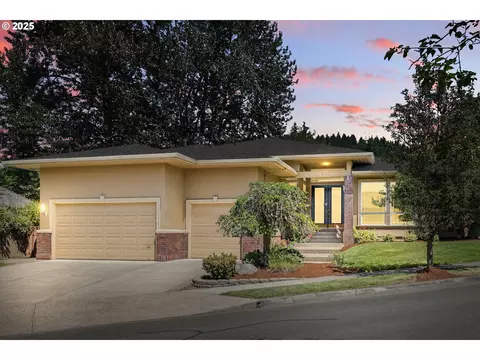 10802 SE Happy Valley Dr, Happy Valley, OR 97086