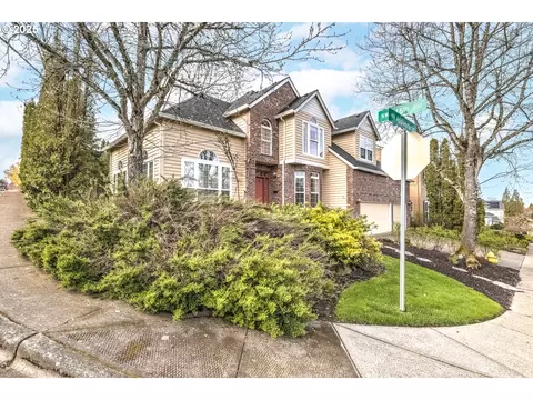 14606 NW Applegate Ln, Portland, OR 97229