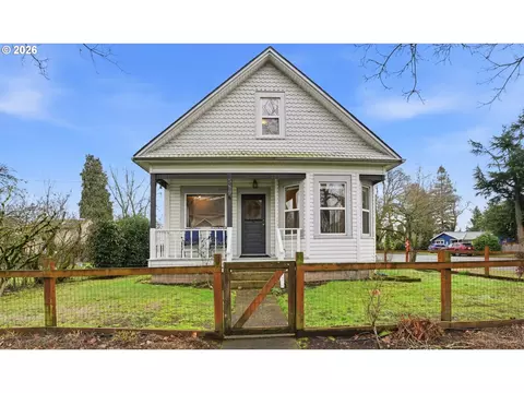 589 NW 3rd Ave, Canby, OR 97013