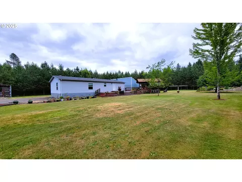 87638 Territorial Rd, Veneta, OR 97487