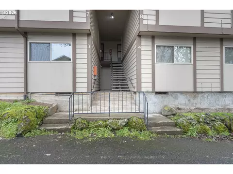 401 Madrona Ave SE #3, Salem, OR 97302