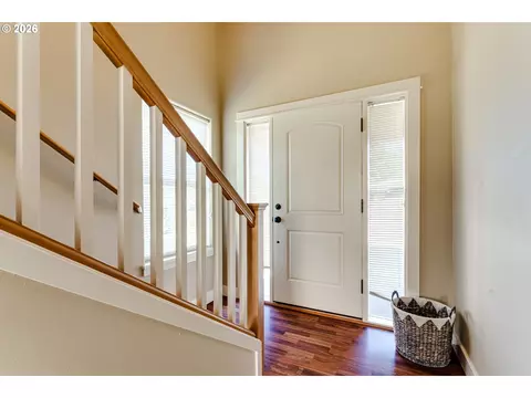 Entry Way - 3224 Sorrel Way, Eugene, OR 97401 photo 2 of 5