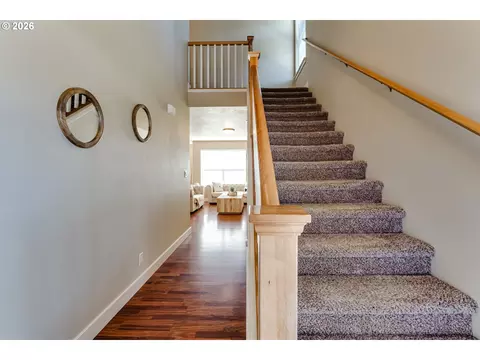 Entry Way - 3224 Sorrel Way, Eugene, OR 97401 photo 1 of 5