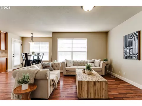 Living - 3224 Sorrel Way, Eugene, OR 97401 photo 1 of 4