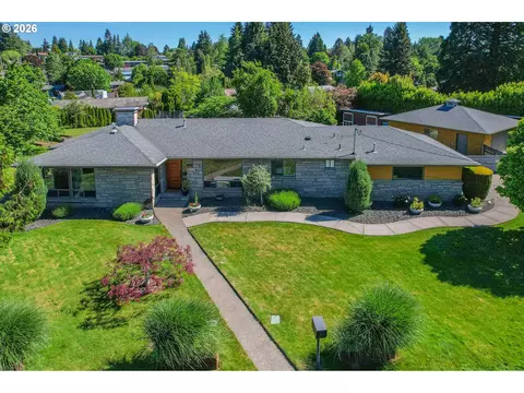 804 NW Sluman Rd, Vancouver, WA 98665