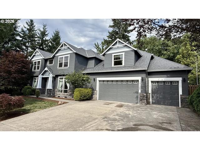 13109 SE Snowfire Dr, Happy Valley, OR 97086