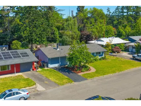 View/Area - 13467 SW Devonshire Dr, Beaverton, OR 97005 photo 2 of 5