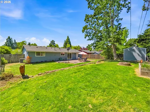 Exterior - 13467 SW Devonshire Dr, Beaverton, OR 97005 photo 8 of 9