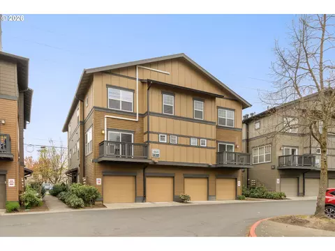 1060 SW 170th Ave # 202, Beaverton, OR 97003