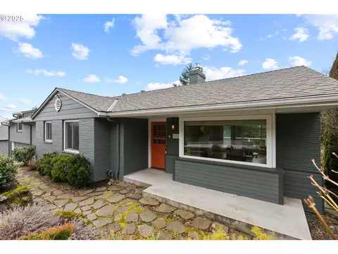 6454 SW Parkhill Dr, Portland, OR 97239