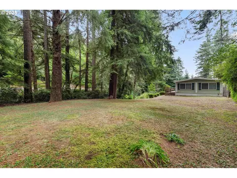 62974 Shinglehouse Rd, Coos Bay, OR 97420