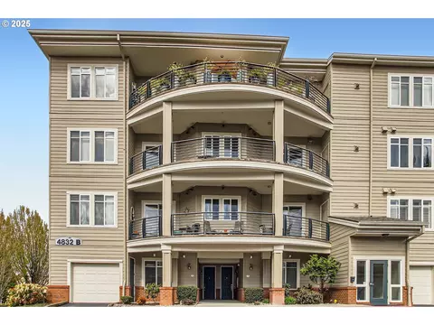 4832 NW Promenade Ter #116, Portland, OR 97229