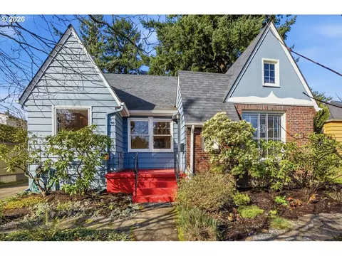 1721 NE 62nd Ave, Portland, OR 97213