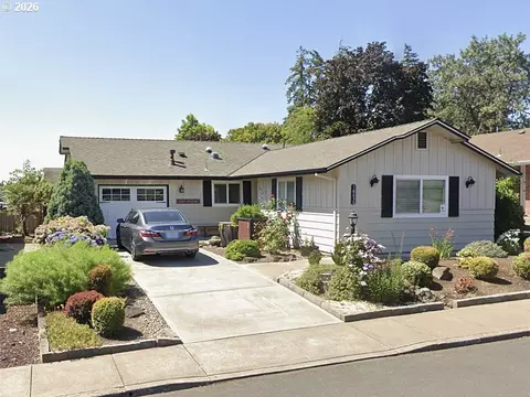 16030 SW King Charles Ave, King City, OR 97224