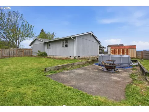 Other - 832 E 7th St, Molalla, OR 97038 photo 2 of 2