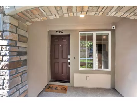 16066 NW Frog Ln, Portland, OR 97229