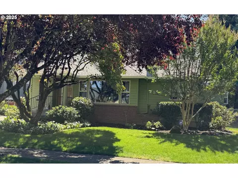 4602 NE Skidmore St, Portland, OR 97218