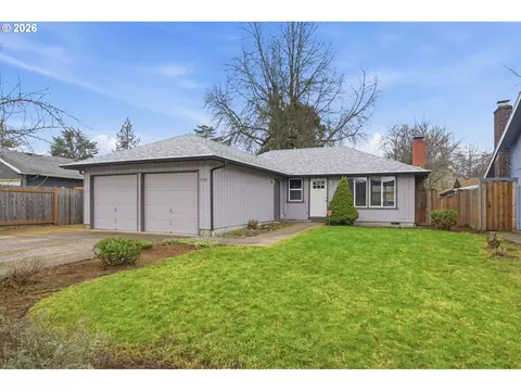3705 Peppertree Dr, Eugene, OR 97402