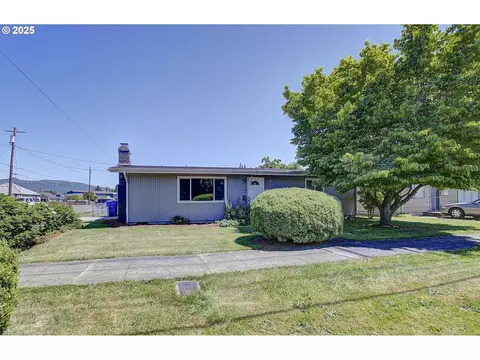 600 S 5th Ave, Kelso, WA 98626