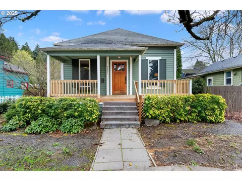 9635 N Seneca St, Portland, OR 97203