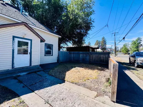 Exterior - 1380 Alder St, Elgin, OR 97827 photo 1 of 7