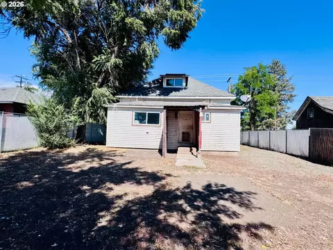 Exterior - 1380 Alder St, Elgin, OR 97827 photo 3 of 7