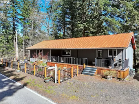 7081 E Loop Rd, Stevenson, WA 98648 photo 1