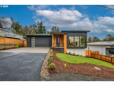 9650 SW 4th Ave, Portland, OR 97219