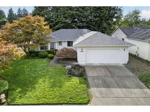 11494 SW Lakeview Ter, Tigard, OR 97223