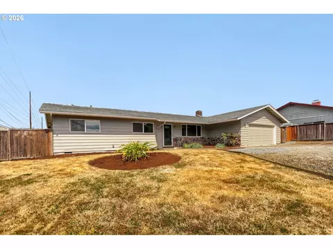 3512 NW 119th St, Vancouver, WA 98685