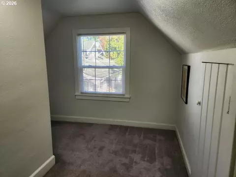 Bedroom - 415 SE Roberts Ave, Gresham, OR 97080 photo 2 of 3