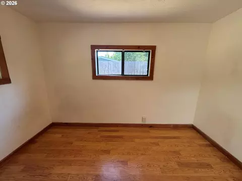 Other - 3817 E Amazon Dr, Eugene, OR 97405 photo 4 of 5