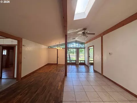 Living - 3817 E Amazon Dr, Eugene, OR 97405 photo 2 of 6