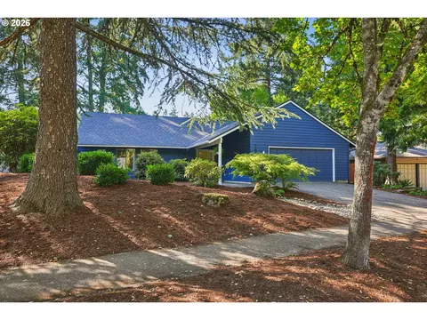 7055 SW Tierra Del Mar Dr, Beaverton, OR 97007
