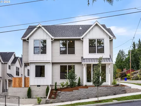 3607 SW Logan St, Portland, OR 97219