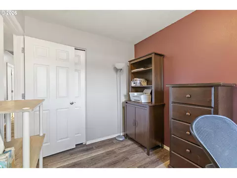 Other - 946 SW Junction Pl, Gresham, OR 97080 photo 12 of 12