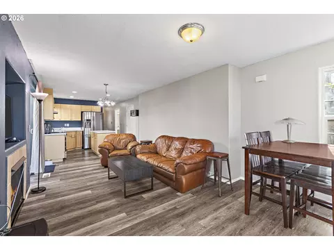 Other - 946 SW Junction Pl, Gresham, OR 97080 photo 3 of 12