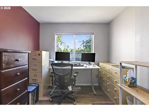 Other - 946 SW Junction Pl, Gresham, OR 97080 photo 11 of 12