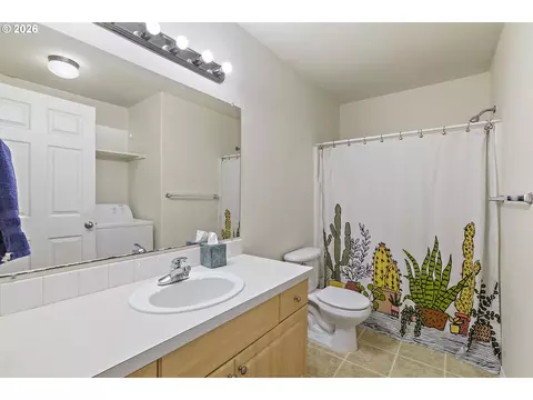 Other - 946 SW Junction Pl, Gresham, OR 97080 photo 7 of 12