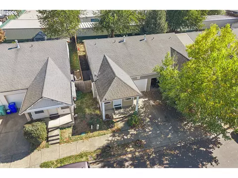 View/Area - 946 SW Junction Pl, Gresham, OR 97080 photo 1 of 4