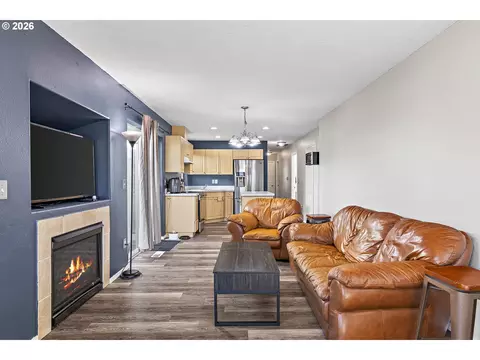 Other - 946 SW Junction Pl, Gresham, OR 97080 photo 4 of 12