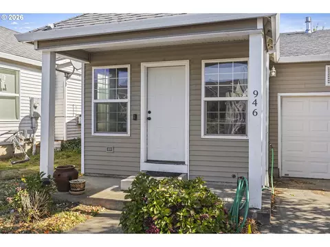 Other - 946 SW Junction Pl, Gresham, OR 97080 photo 1 of 12