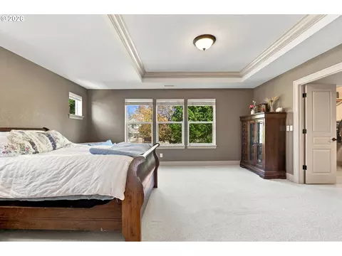 Bedroom - 39583 Wall St, Sandy, OR 97055 photo 2 of 10