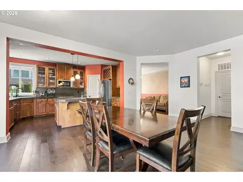 Dining - 39583 Wall St, Sandy, OR 97055 photo 1 of 2