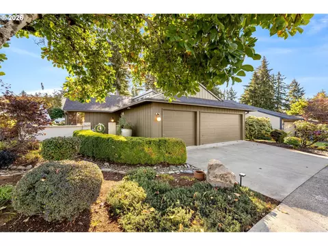 2609 SE Balboa Dr, Vancouver, WA 98683